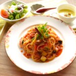 夏野菜とベーコンのアラビアータ